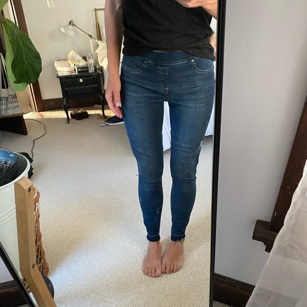 SPANX Distressed Pull On Skinny Jeans, Medium